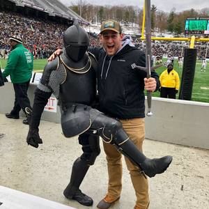 Meet your Posher, Ethan